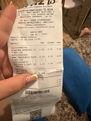 Vitrində 4.39 göstərilən məhsulu öz