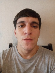 məndə qeydiyatdan kecə bilmirəm niyə
