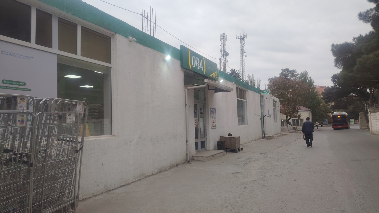 Hörmətli Oba Market rəhbərliyi, Sizin